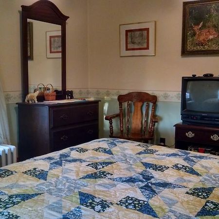 Fish & Loaves Bed And Breakfast Numidia Экстерьер фото