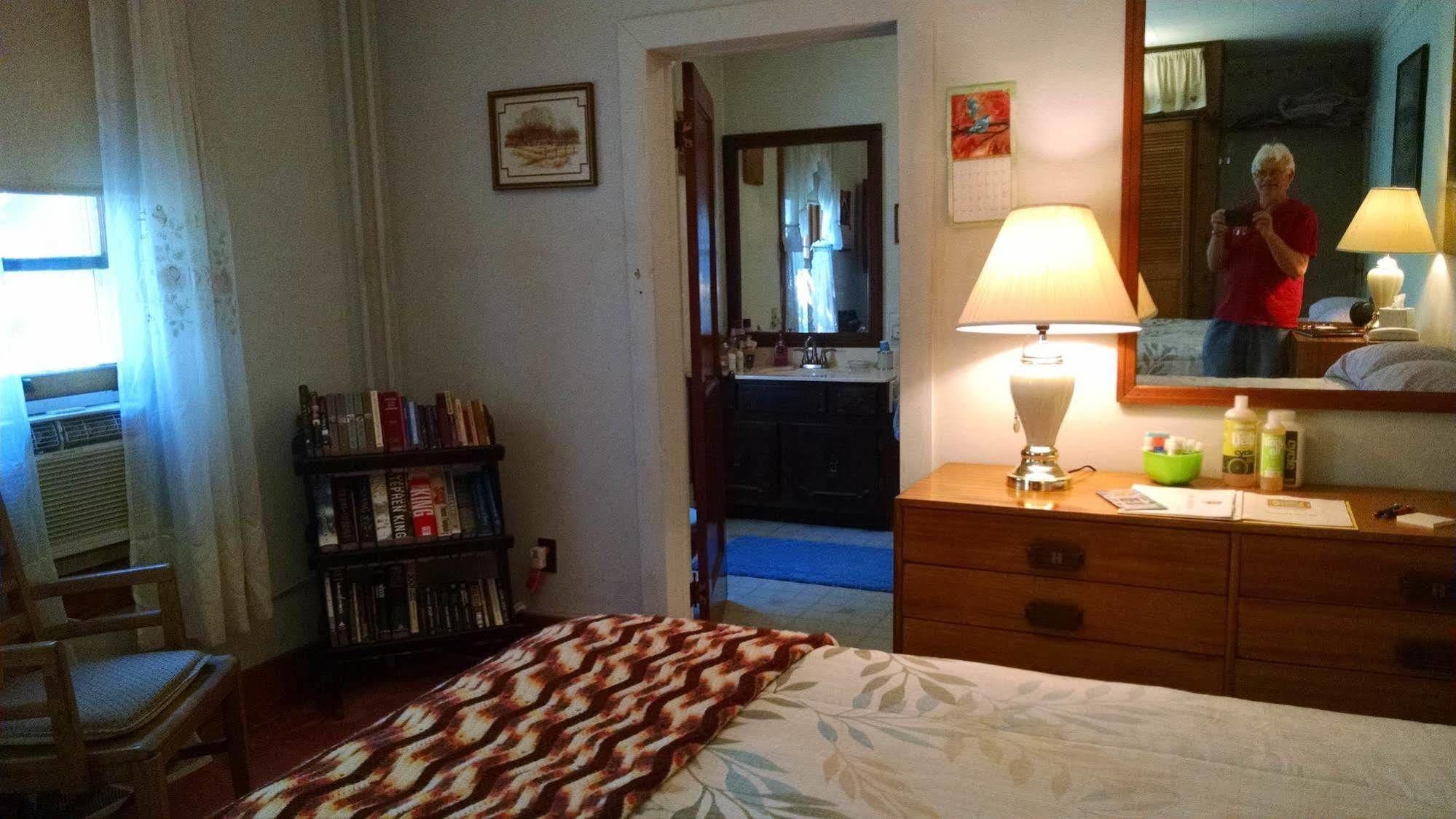 Fish & Loaves Bed And Breakfast Numidia Экстерьер фото